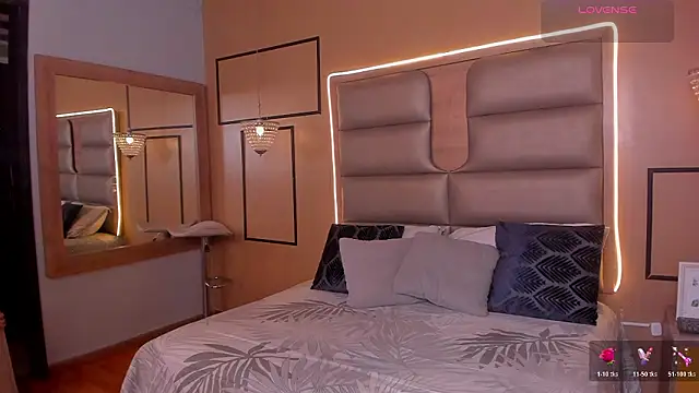 CAYLINCOLLINS's cam snapshot