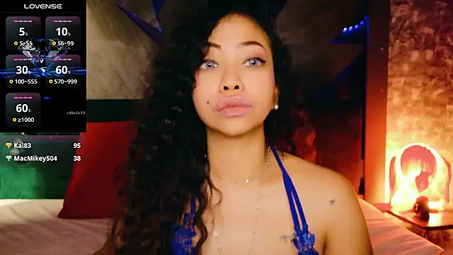 ElyaQuinn's cam snapshot