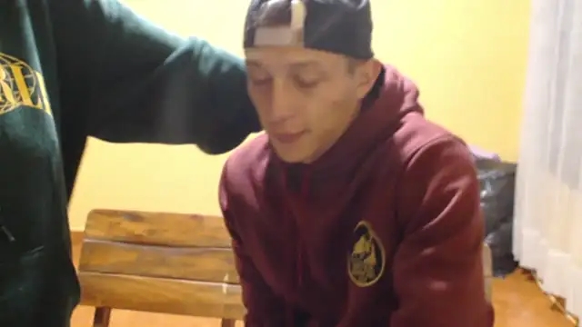 Violet_And_Smith's cam snapshot