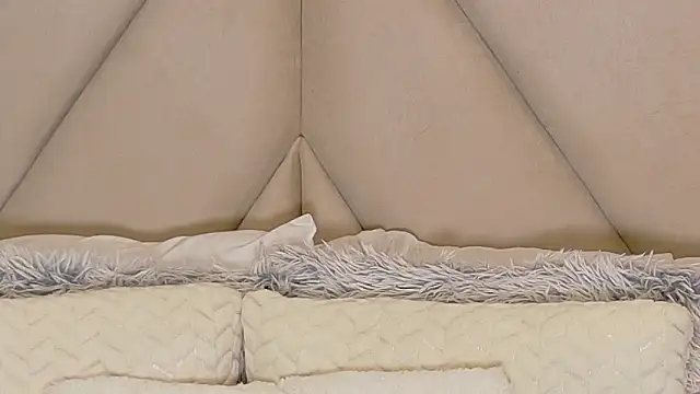 CharlotteeBrownn's cam snapshot