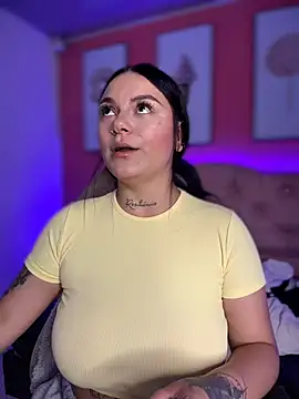 Megaan__More's cam snapshot