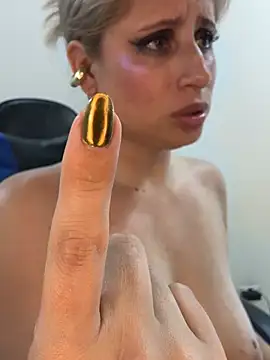 Adeline_1's cam snapshot