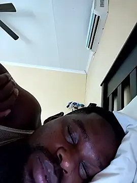 Chocolate_factory_man's cam snapshot