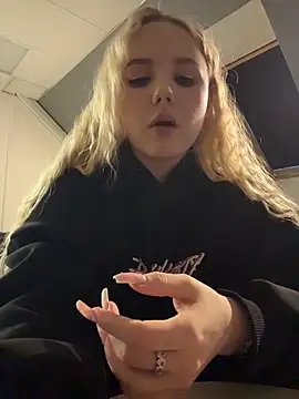 Sky_Cutie's cam snapshot