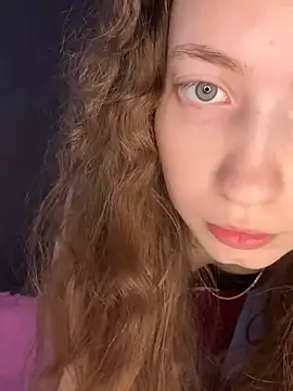 Holy_Poly's cam snapshot