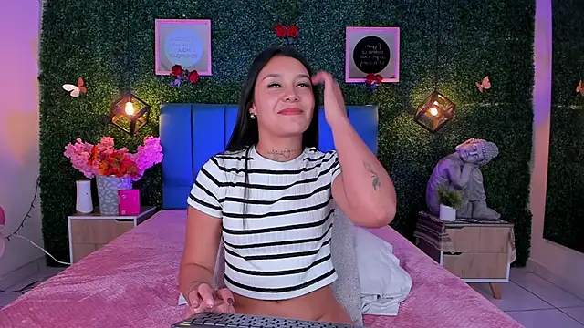 GabyyCute_'s cam snapshot