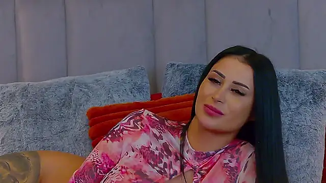 EmyLaveau's cam snapshot