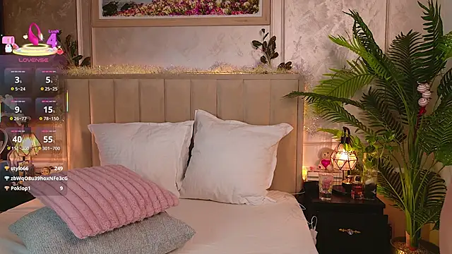 SereneRhodes's cam snapshot