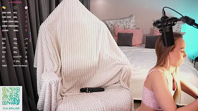 HollisBeckett's cam snapshot