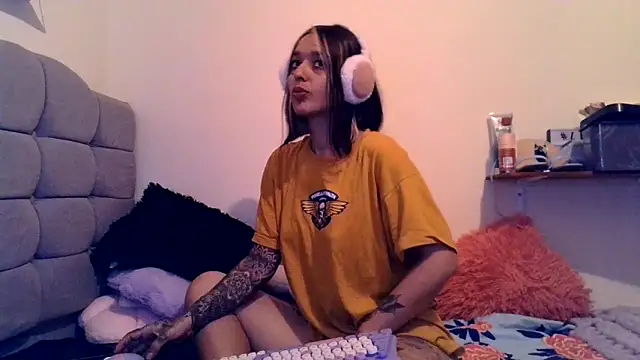 BlueStoneX's cam snapshot