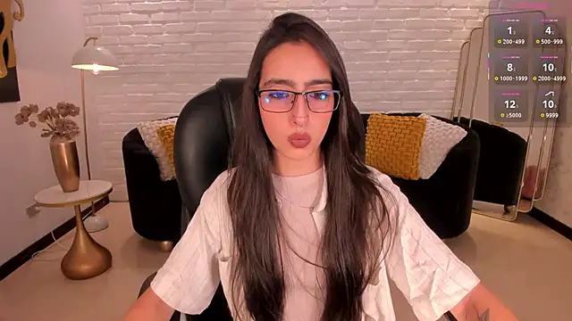 LarisaSmirnov's cam snapshot