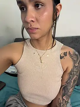 Isabella-Teen's cam snapshot