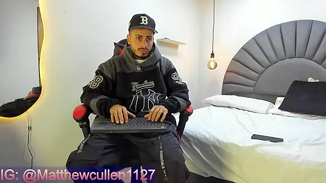 MatthewCullen's cam snapshot