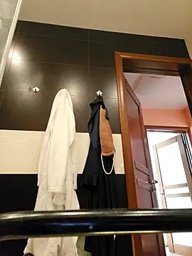 Happy_Gym_Year's cam snapshot