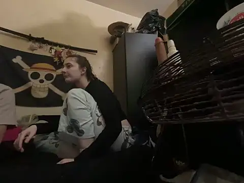 Snowbunnycake_131's cam snapshot