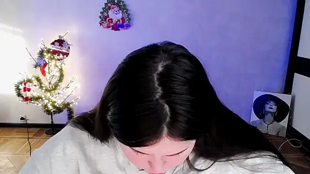 Emily_Mo's cam snapshot