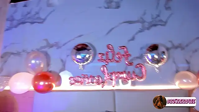 ValSmith_'s cam snapshot