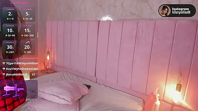 Hillary_Collins1's cam snapshot