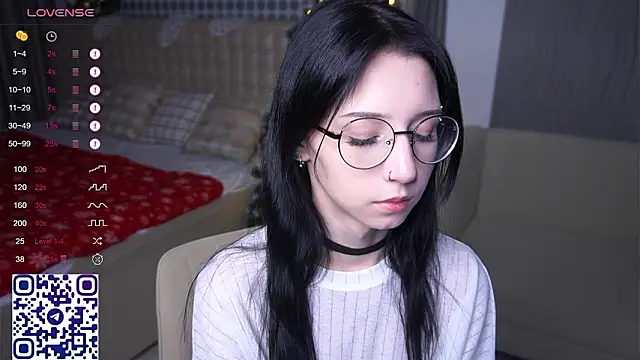 DeliaLoma's cam snapshot