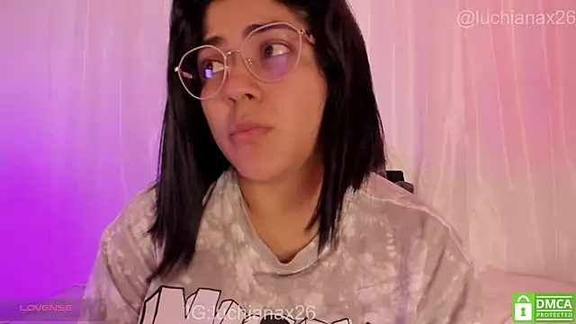 lucy26_'s cam snapshot