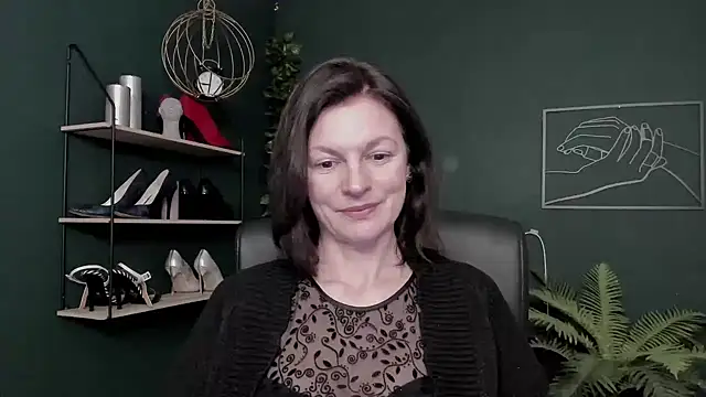 VivianWILD's cam snapshot