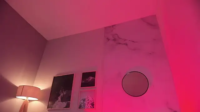 lara_madisson's cam snapshot