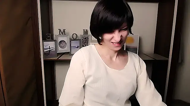 _AngeliaFlow_'s cam snapshot