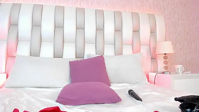 Ari_lynn_'s cam snapshot