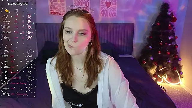 Ginger_Kristin's cam snapshot