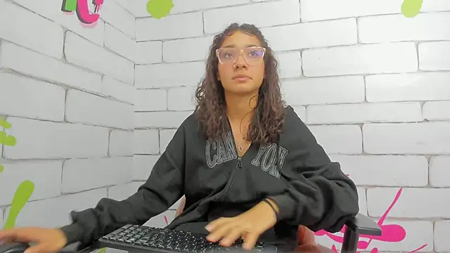 Jadde_Greyy_'s cam snapshot