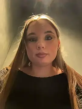 VineraSweet's cam snapshot