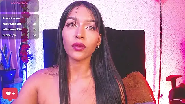 alicee_laurent's cam snapshot