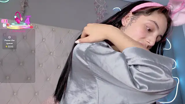 Megan__cole1's cam snapshot