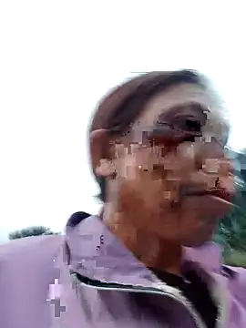 bella-la's cam snapshot