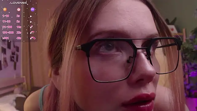 Gretchen_Mol's cam snapshot