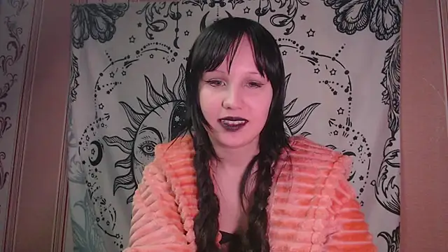 Thighswithspikes's cam snapshot