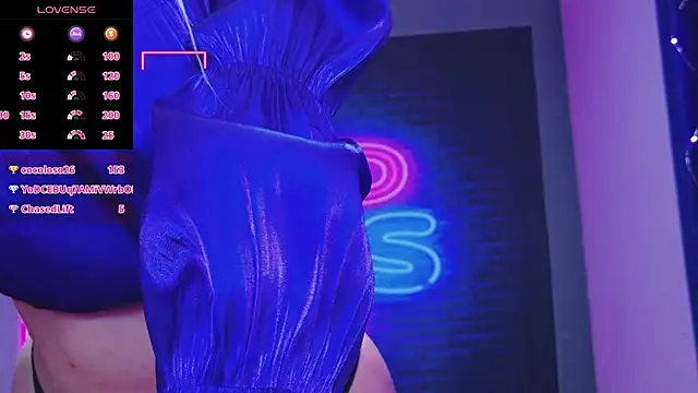 AlessiaCroft's cam snapshot