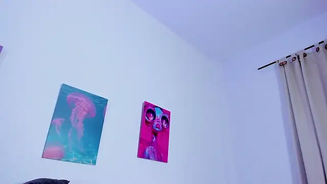 mia_purplee's cam snapshot