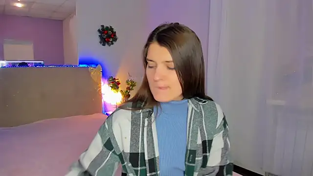 Laura_Leee's cam snapshot