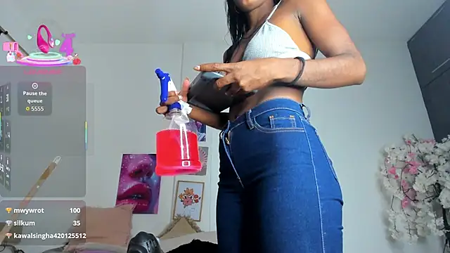 ashly_pnik1's cam snapshot