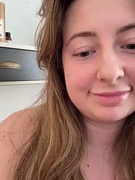 curvyflawless's cam snapshot