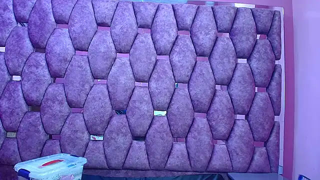 AlaSmith's cam snapshot