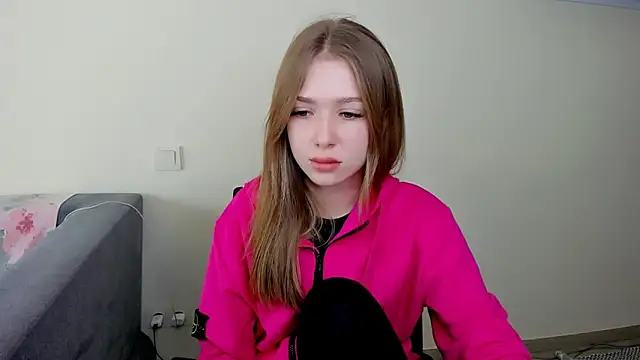 ElleLuv_'s cam snapshot