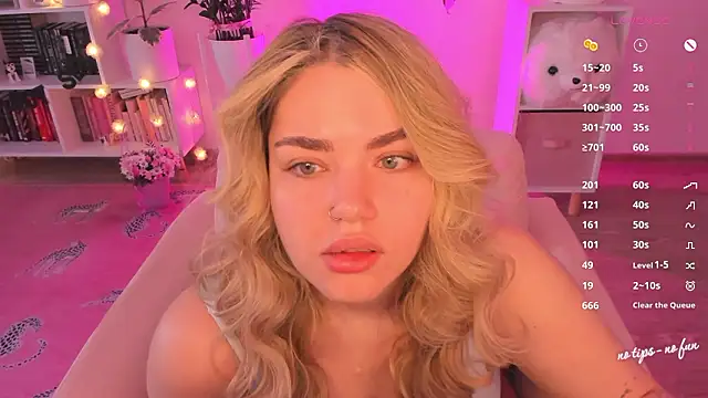 pussy-kattt's cam snapshot