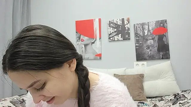 Tiny_JuJu's cam snapshot