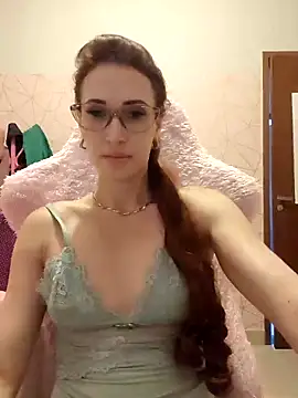 Irresistible24's cam snapshot