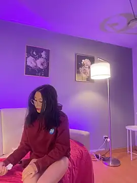 MyCutieBabe's cam snapshot