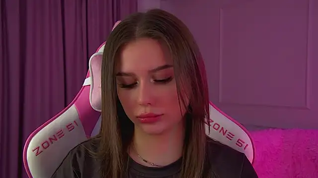 DianaVert's cam snapshot