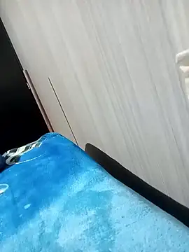 luuiss12's cam snapshot