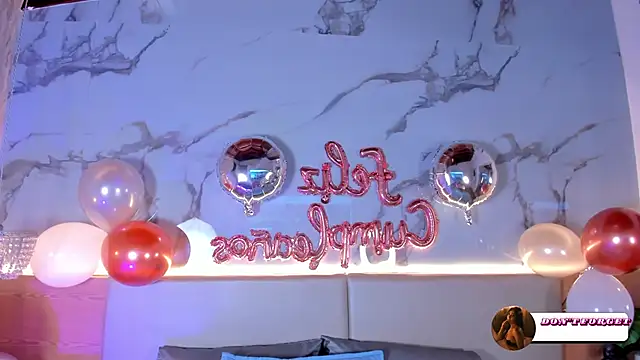 ValSmith_'s cam snapshot